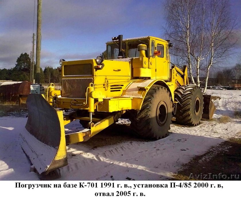 К 701 трактор с отвалом Кировец