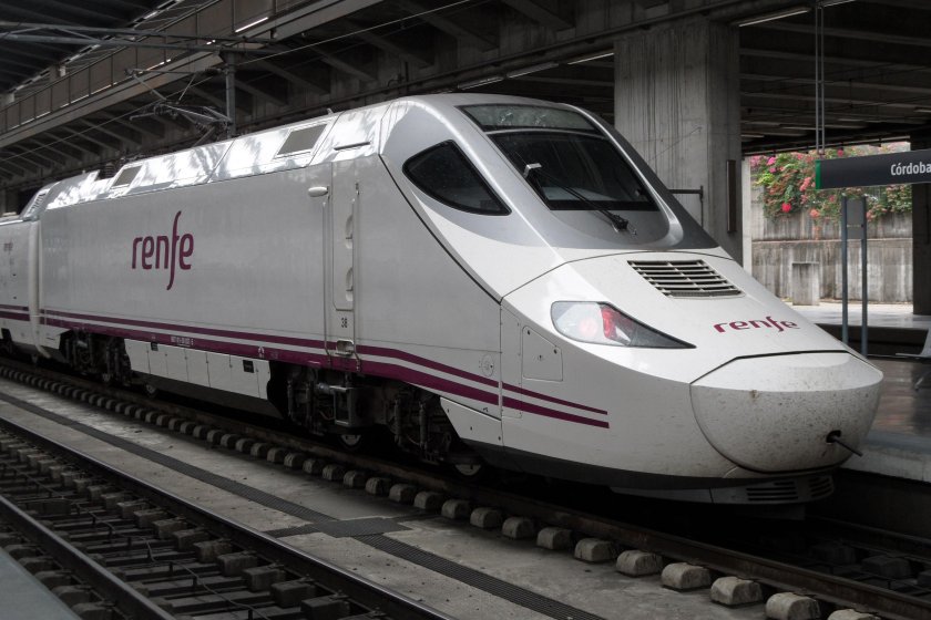 Локомотив Renfe 1007