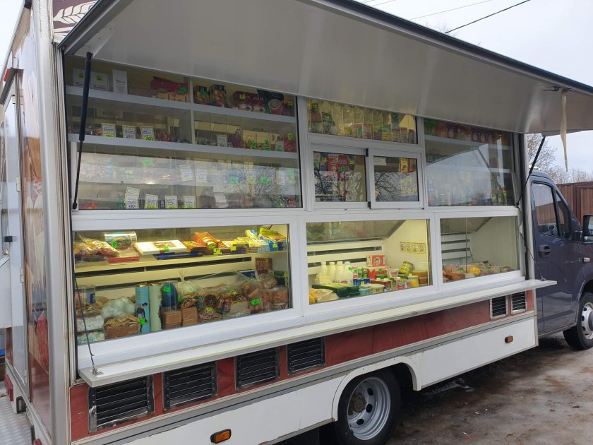 Торговый фургон купава 813211