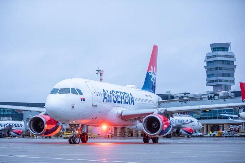 Airbus a320 Air Serbia