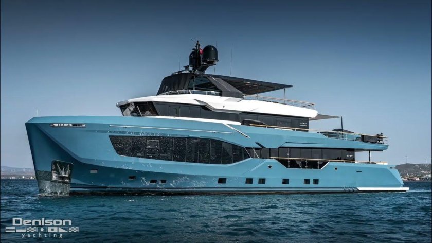 Яхта Courier 970