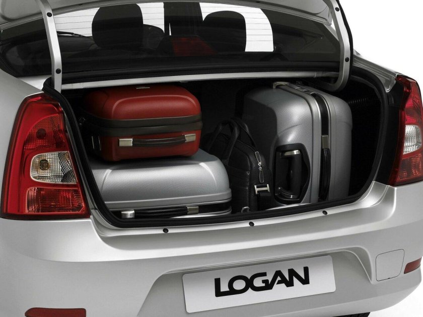 Багажник Рено Логан 1