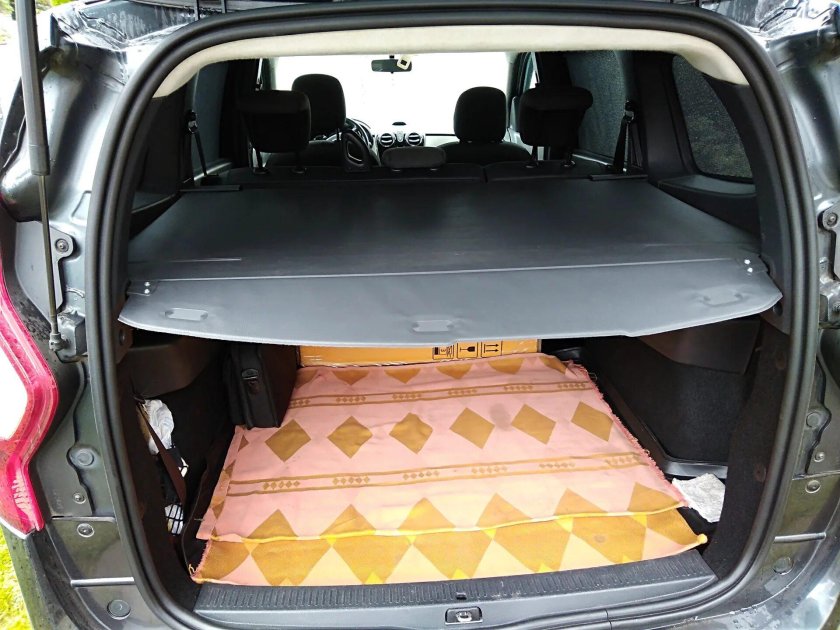 Шторка багажника лада ларгус