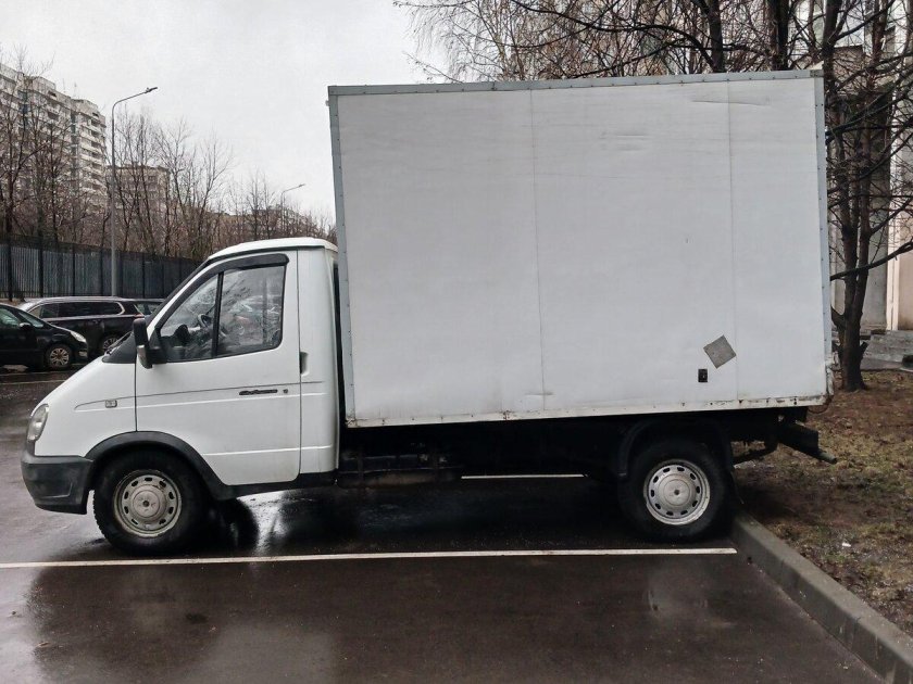 Автофургон газ 3302 с хоу +4