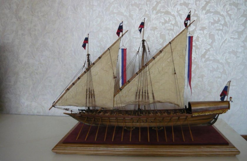 Галера Принципиум Петра 1