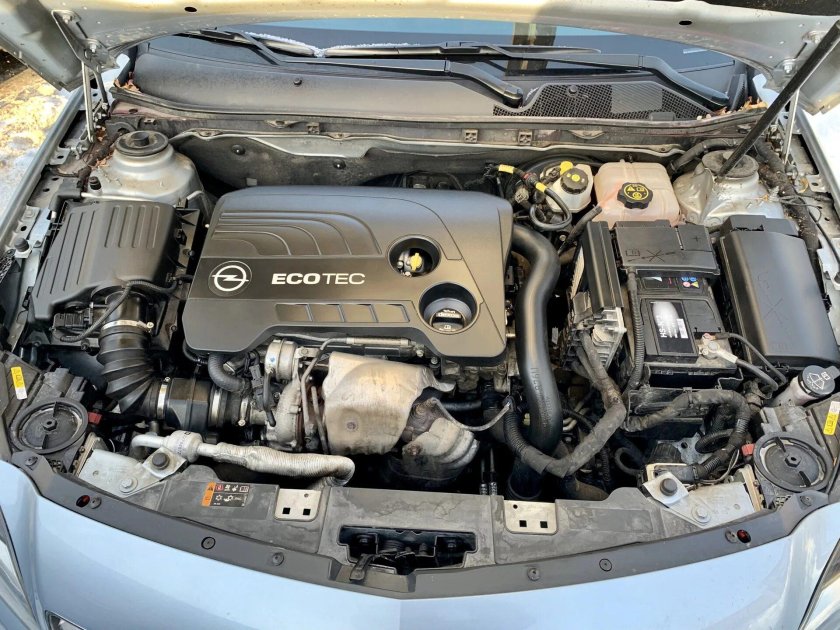 Двигатель Опель Инсигния 1.6