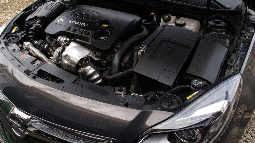 Двигатель Опель Инсигния 1.6