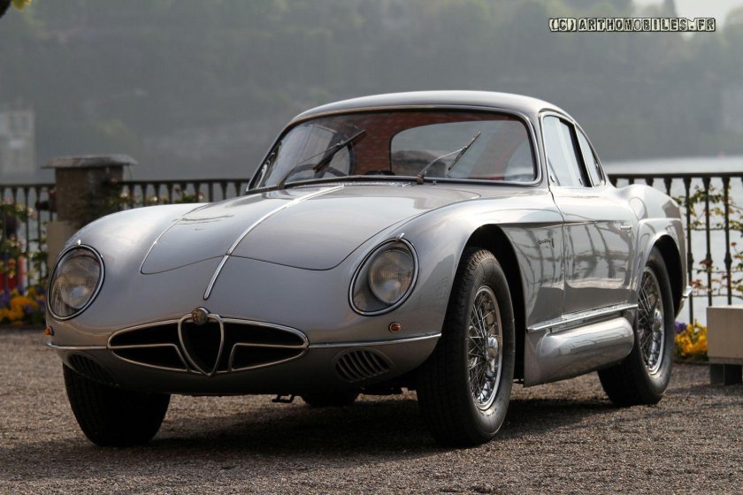 Альфа Ромео 2000