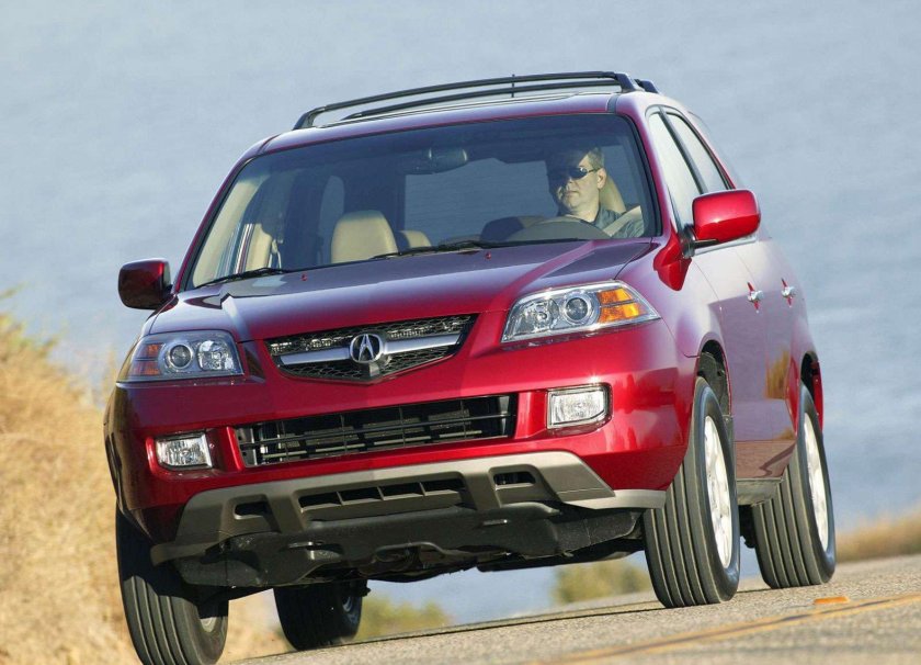 Акура МДХ 2005
