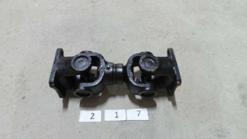 Подвесной кардан Кировец 525