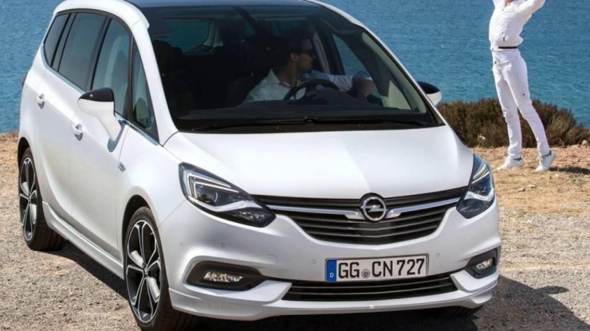 Опель Зафира 2017