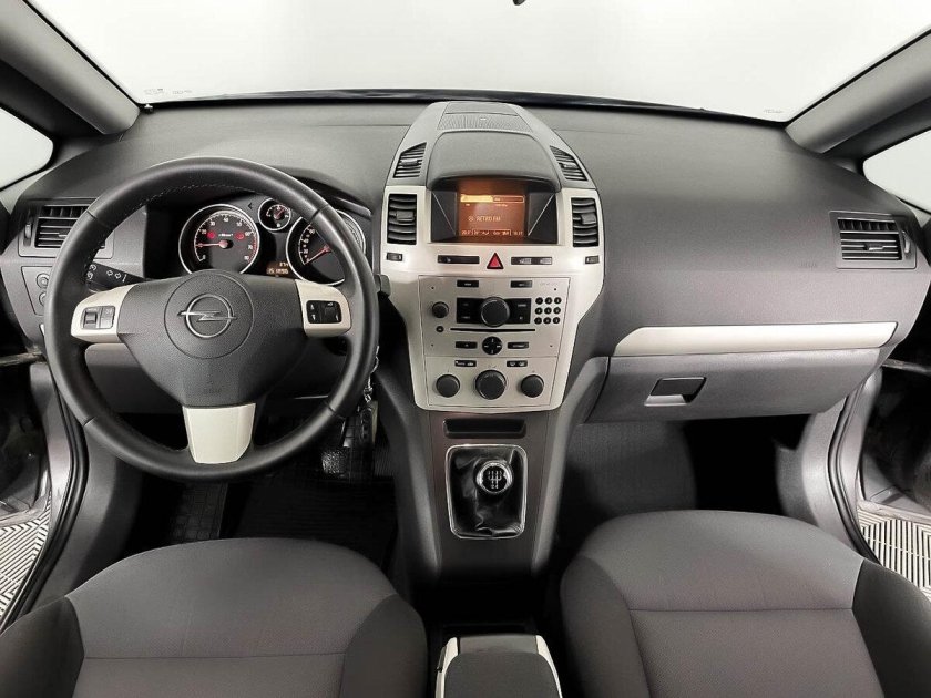 Опель зафира 2012 1.8 механика