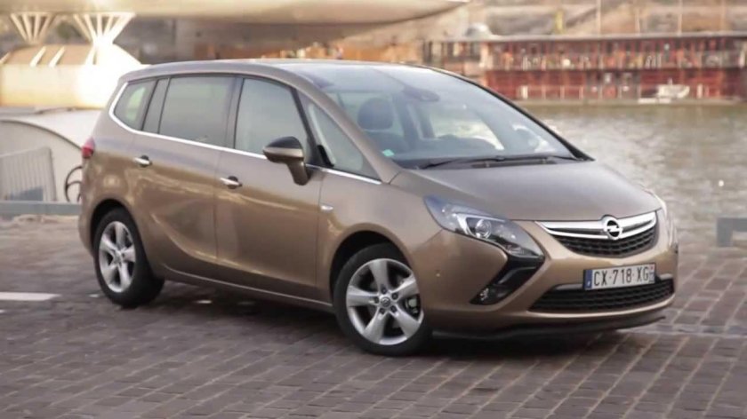 Опель Зафира Турер 2013