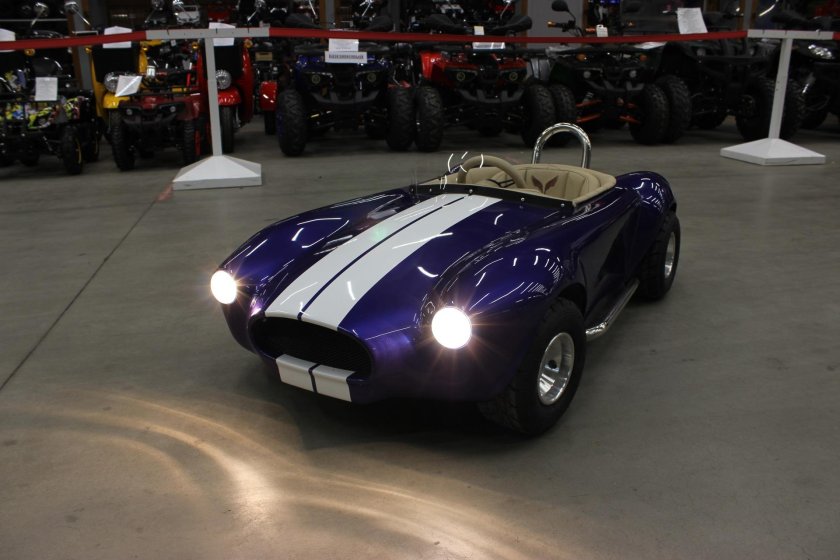 Электромобиль Шелби Кобра