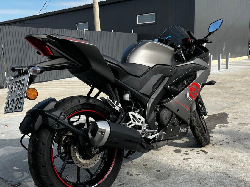 Спортивные мотоцикл