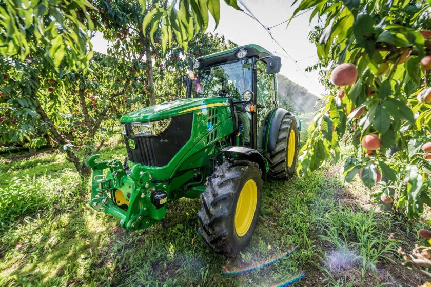 Джон Дир садовый трактор