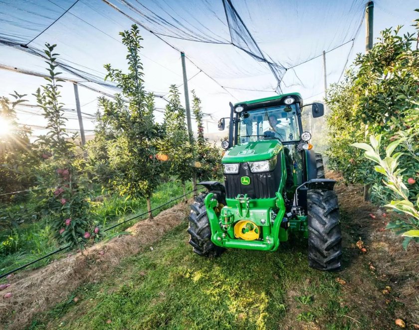 Джон Дир садовый трактор