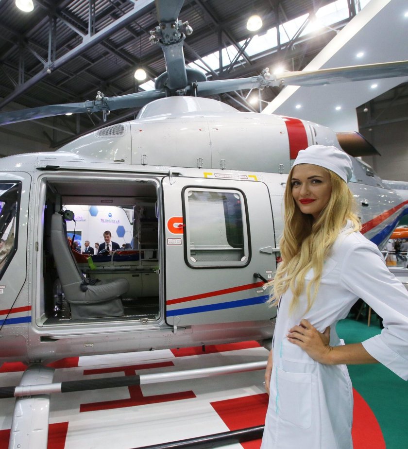 Санитарный вертолет Ансат