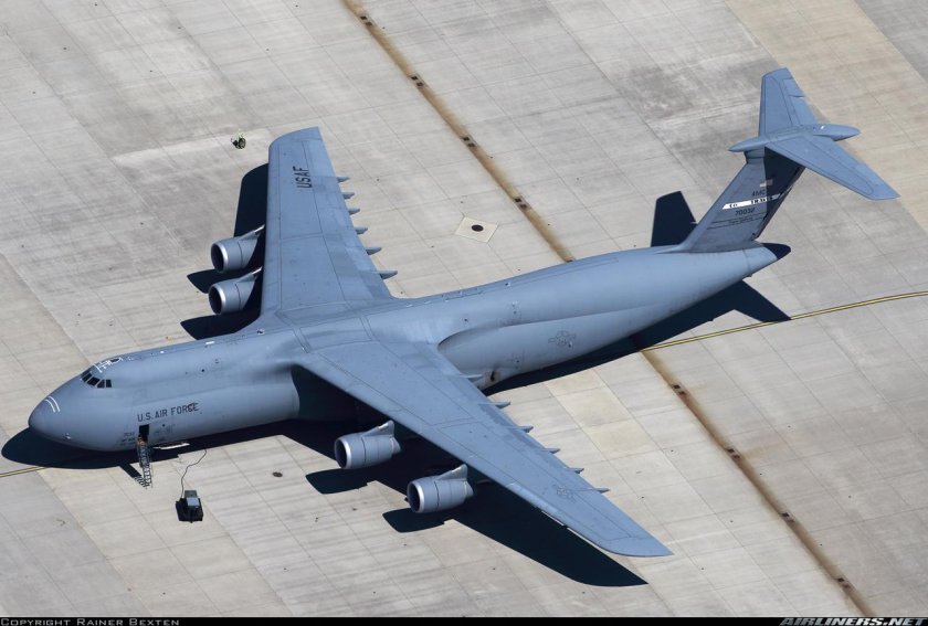 Lockheed c-5m super Galaxy