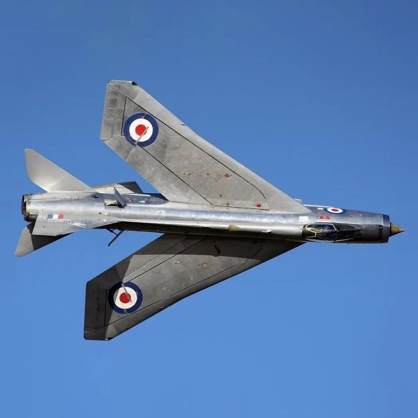 Лайтнинг истребитель реактивный