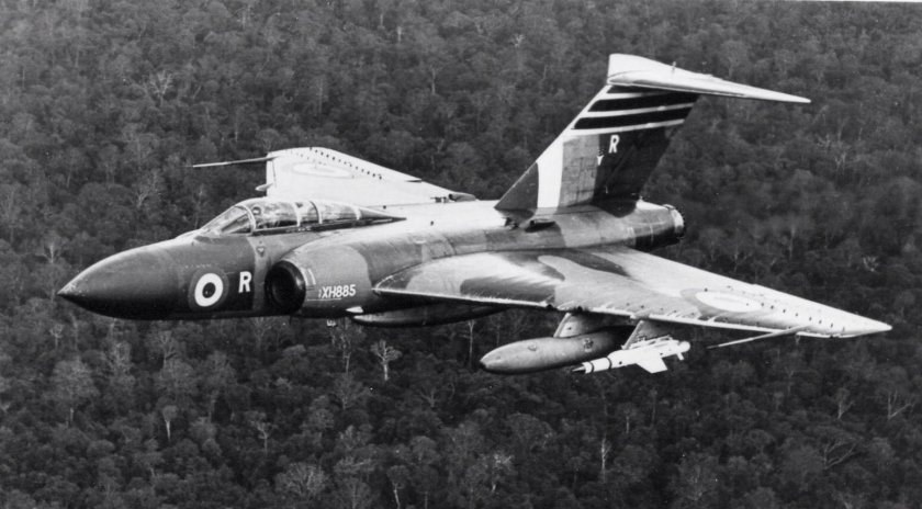 Джавелин самолет