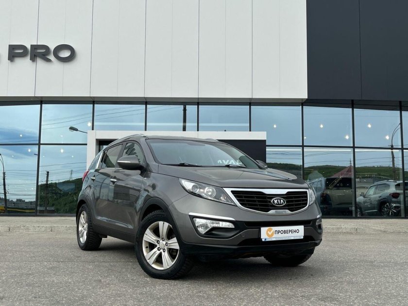 Киа спортейдж 2012 года
