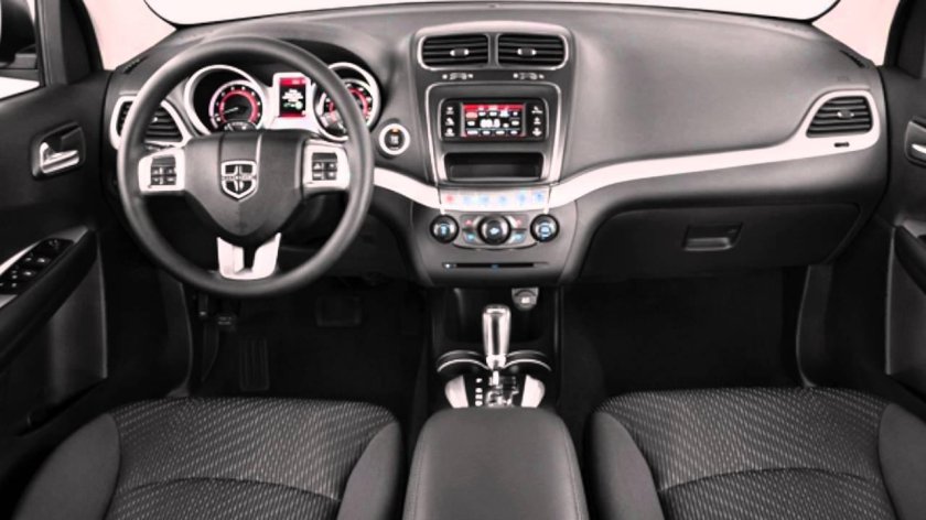 Dodge Journey салон