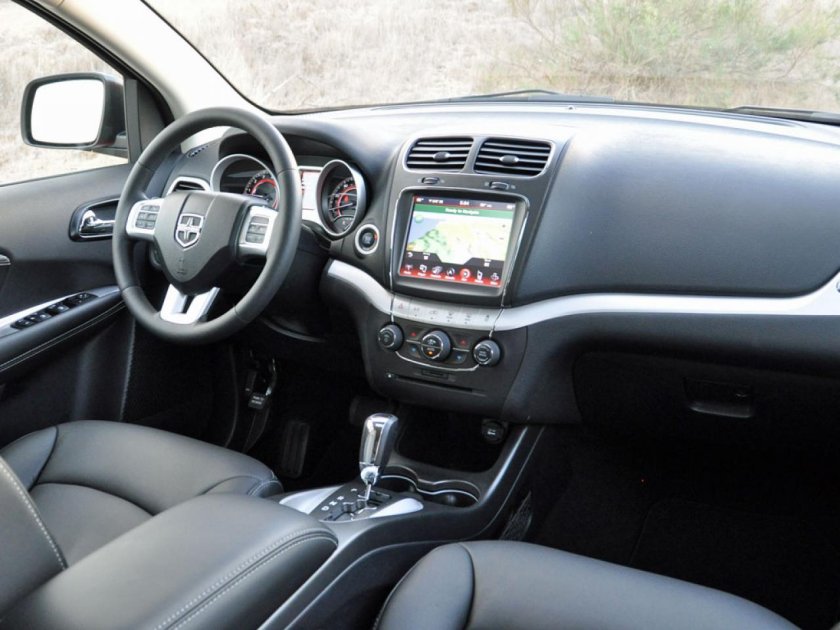 Dodge Journey 2018 салон