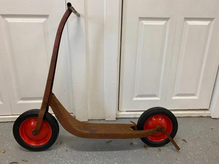 Ретро самокат