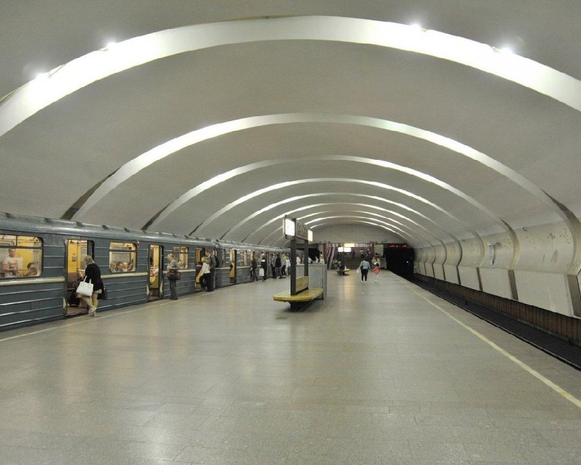 Станция метро Коньково