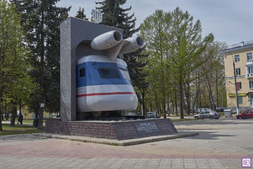 Тверской вагонзавод памятник