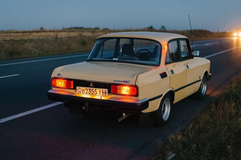 Москвич азлк 2140 люкс