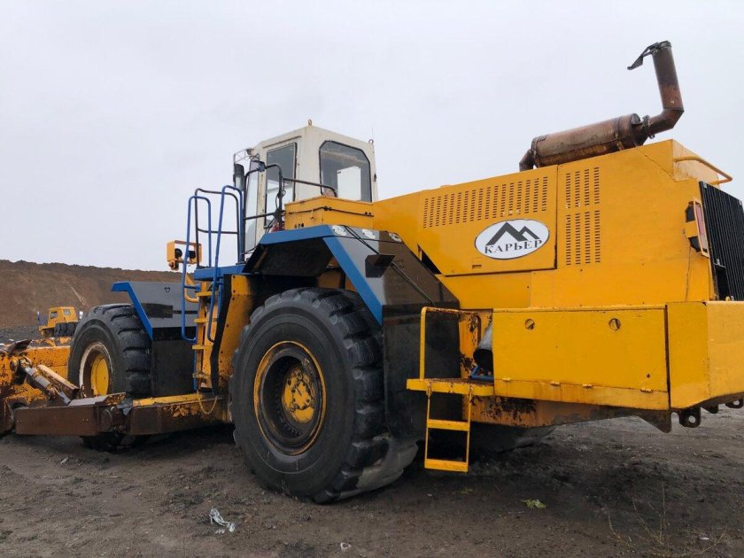 Колесный бульдозер БЕЛАЗ-78231