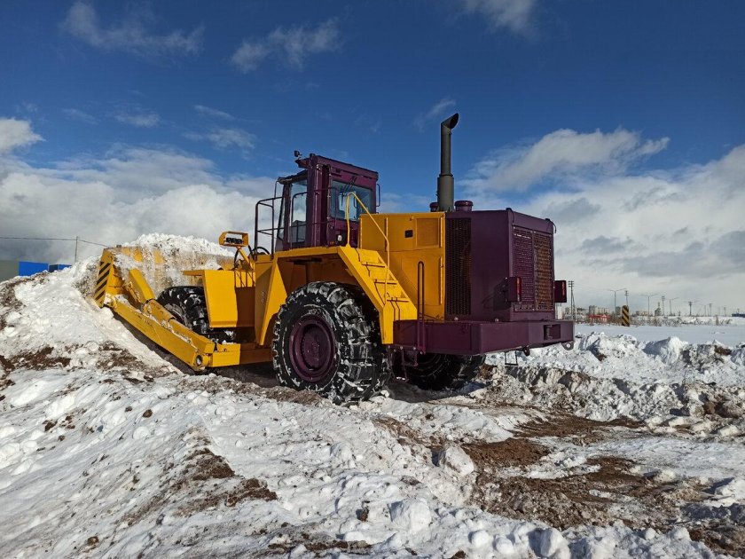 Колесный бульдозер ЧЕТРА ТК-25