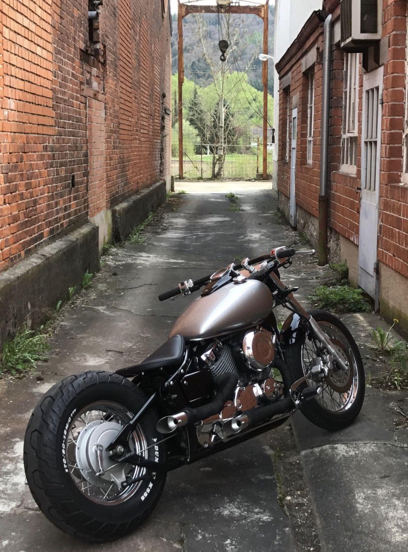 Yamaha drag star custom bobber