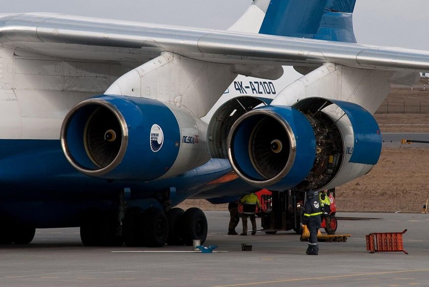 Ил-76 с двигателями ПС-90