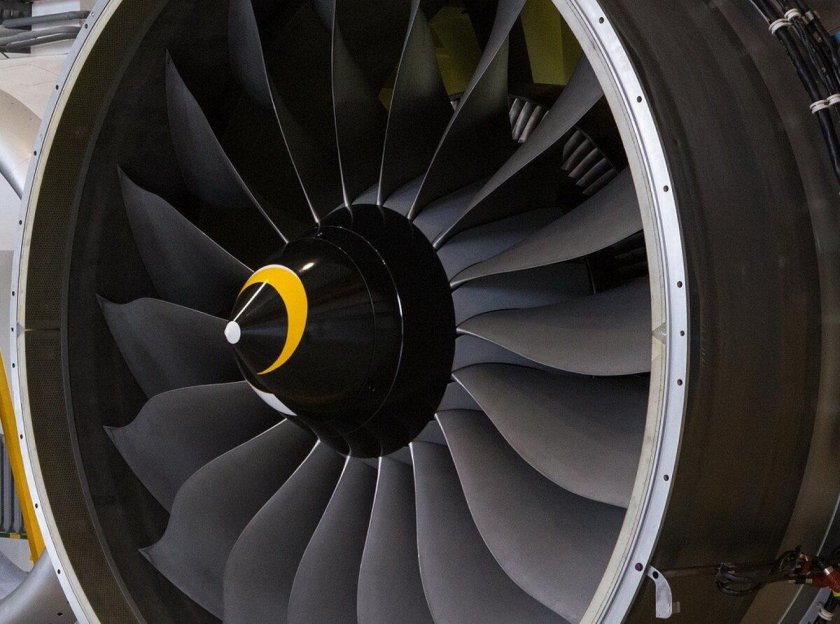 Двигатель авиационный