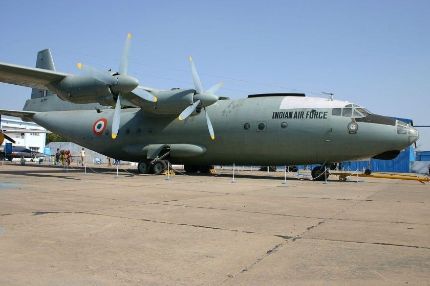 Антонов АН-12