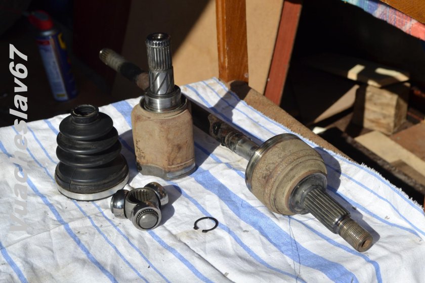 Ниссан Тиида внутренний шрус