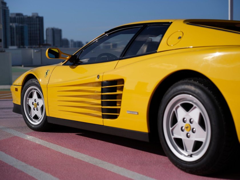 Ferrari testarossa 1990