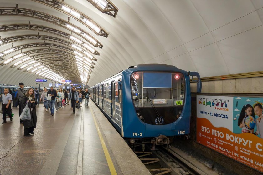 Санкт петербург метрополитен