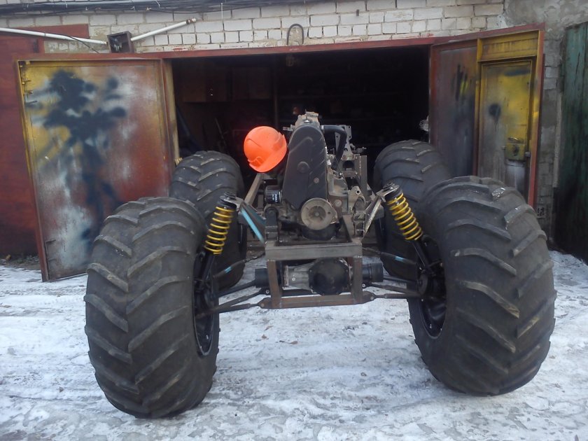 Квадроцикл на ободрышах ГАЗ 66