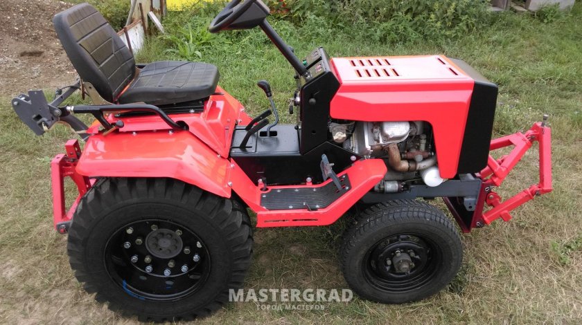 КМЗ-12 минитрактор