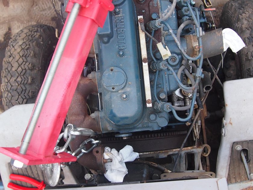 Задняя гидравлика КМЗ 012