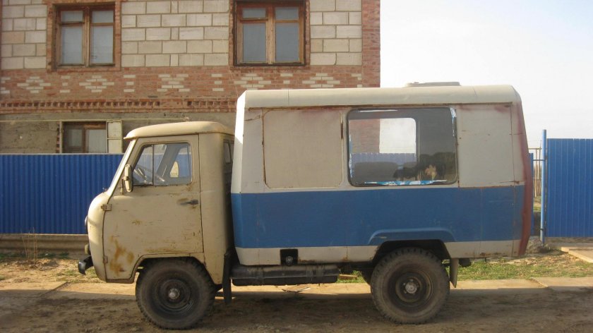 УАЗ 452 (3303) С будкой автоклуб