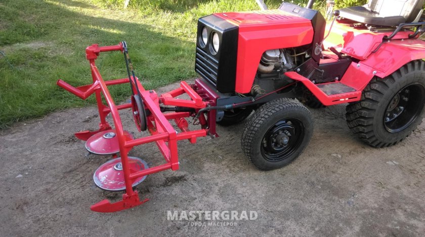 Мини-трактор Курганмашзавод КМЗ-012
