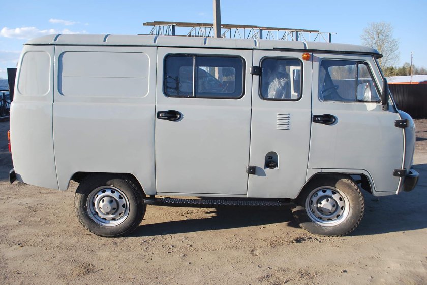 УАЗ Буханка 2206