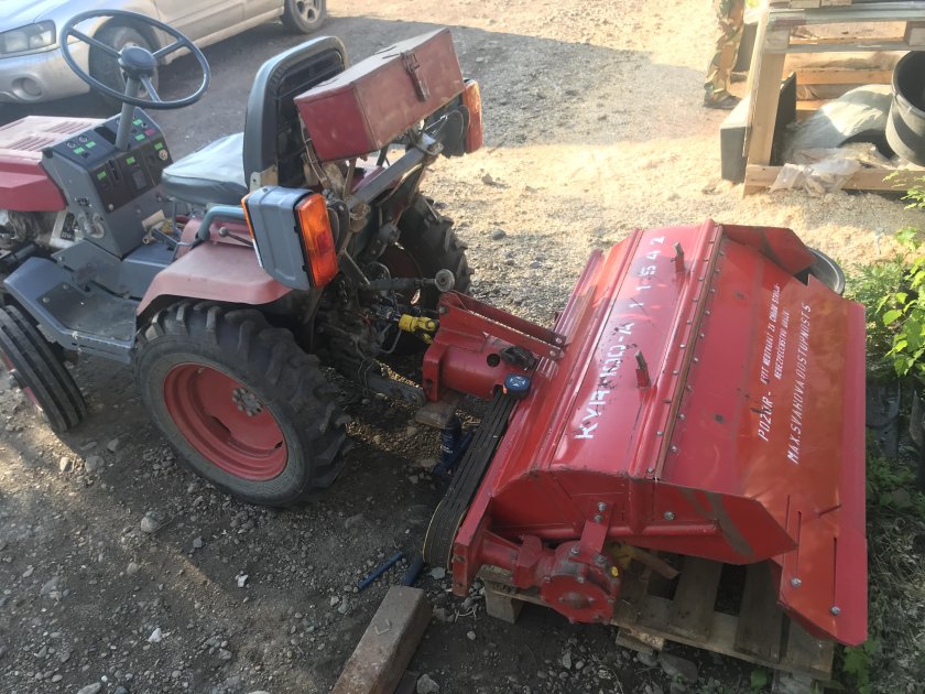 Чешский минитрактор