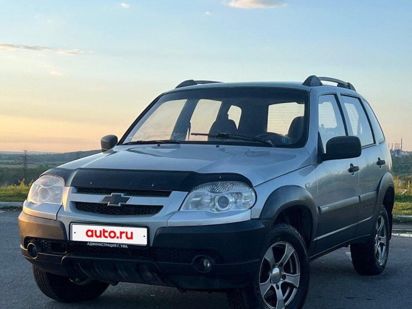 Chevrolet niva 2012