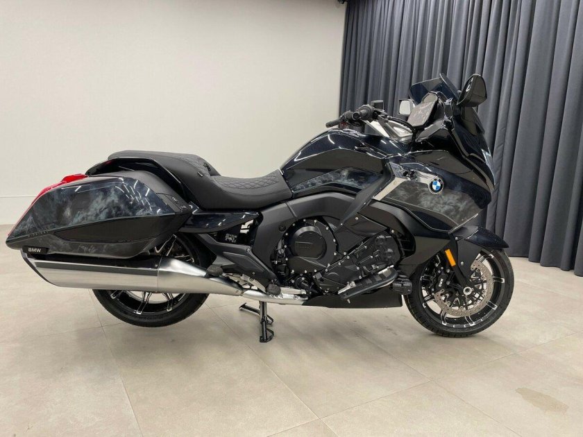 Рамка номера мотоцикла BMW Motorrad